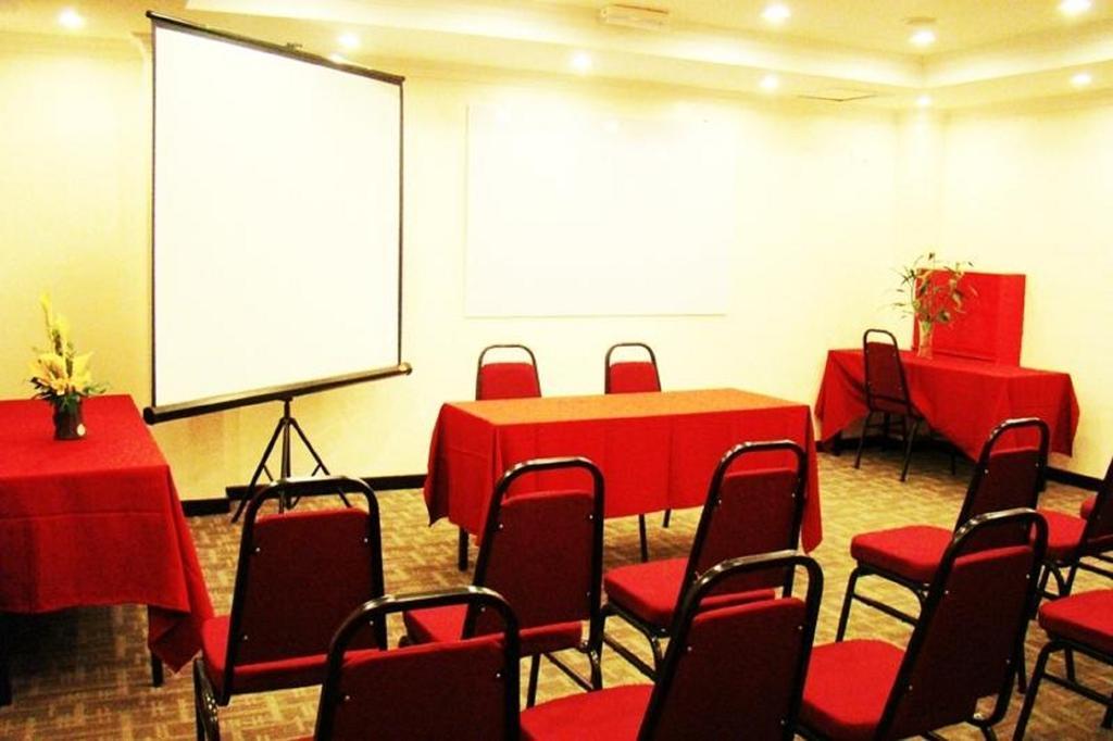 Adel Hotel Putatan المظهر الخارجي الصورة