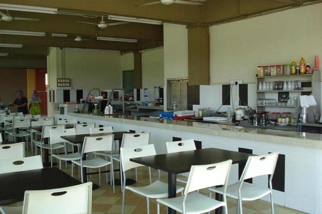 Adel Hotel Putatan المظهر الخارجي الصورة